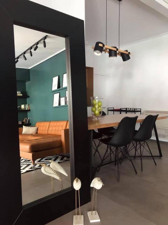 Novi'S Luxury Apartment 1 Гирокастра Экстерьер фото